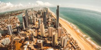 Visão panorâmica do alto da cidade de gold coast